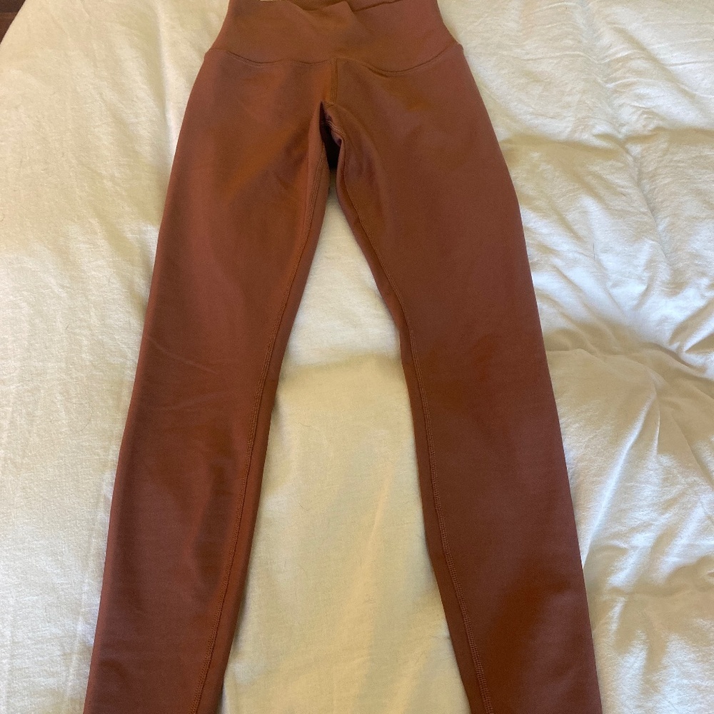 Alo Airlift Leggings